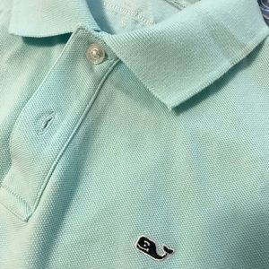 Boys Vineyard Vines polo shirt.